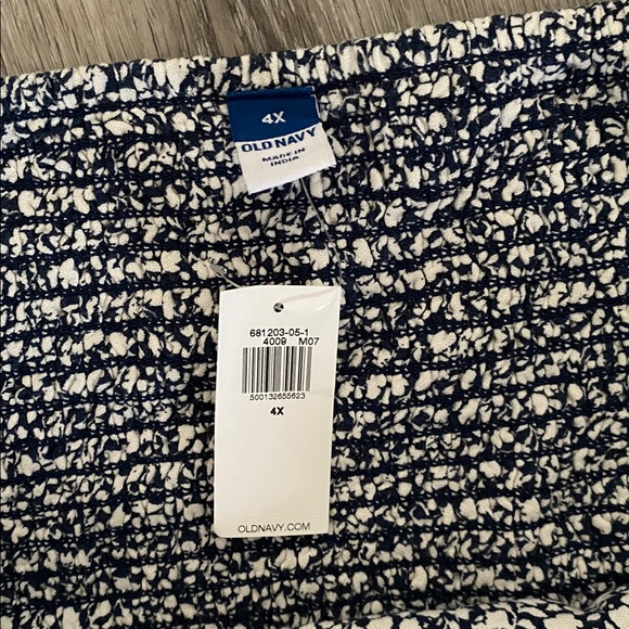 Old Navy Fit & Flare Crepe Mini Dress, NWT, Retails $35, Multiple Sizes - Picture 9 of 9